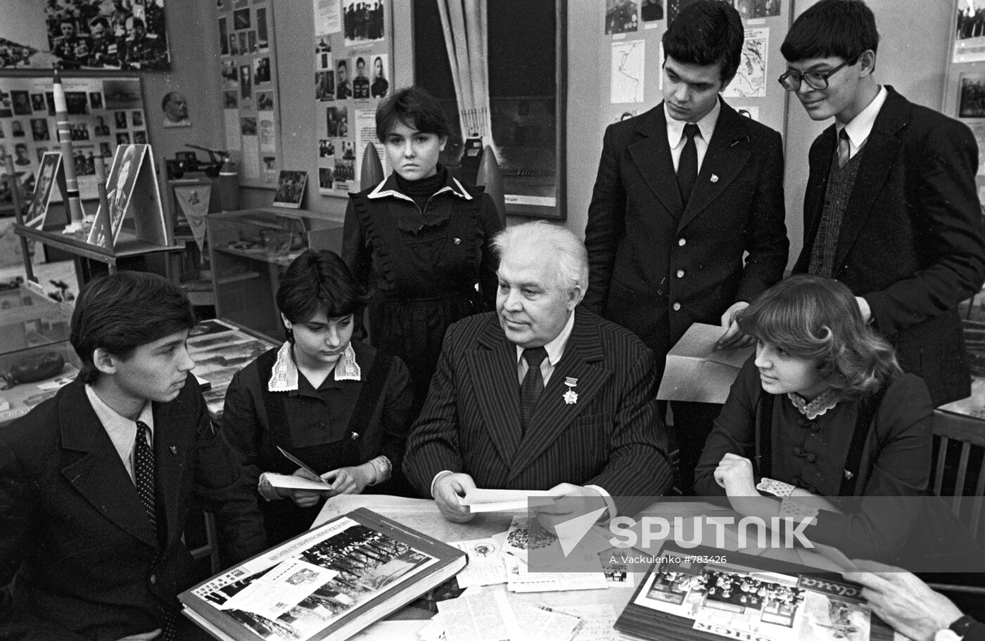 School named after Hero of Soviet Union Alexander Orlikov