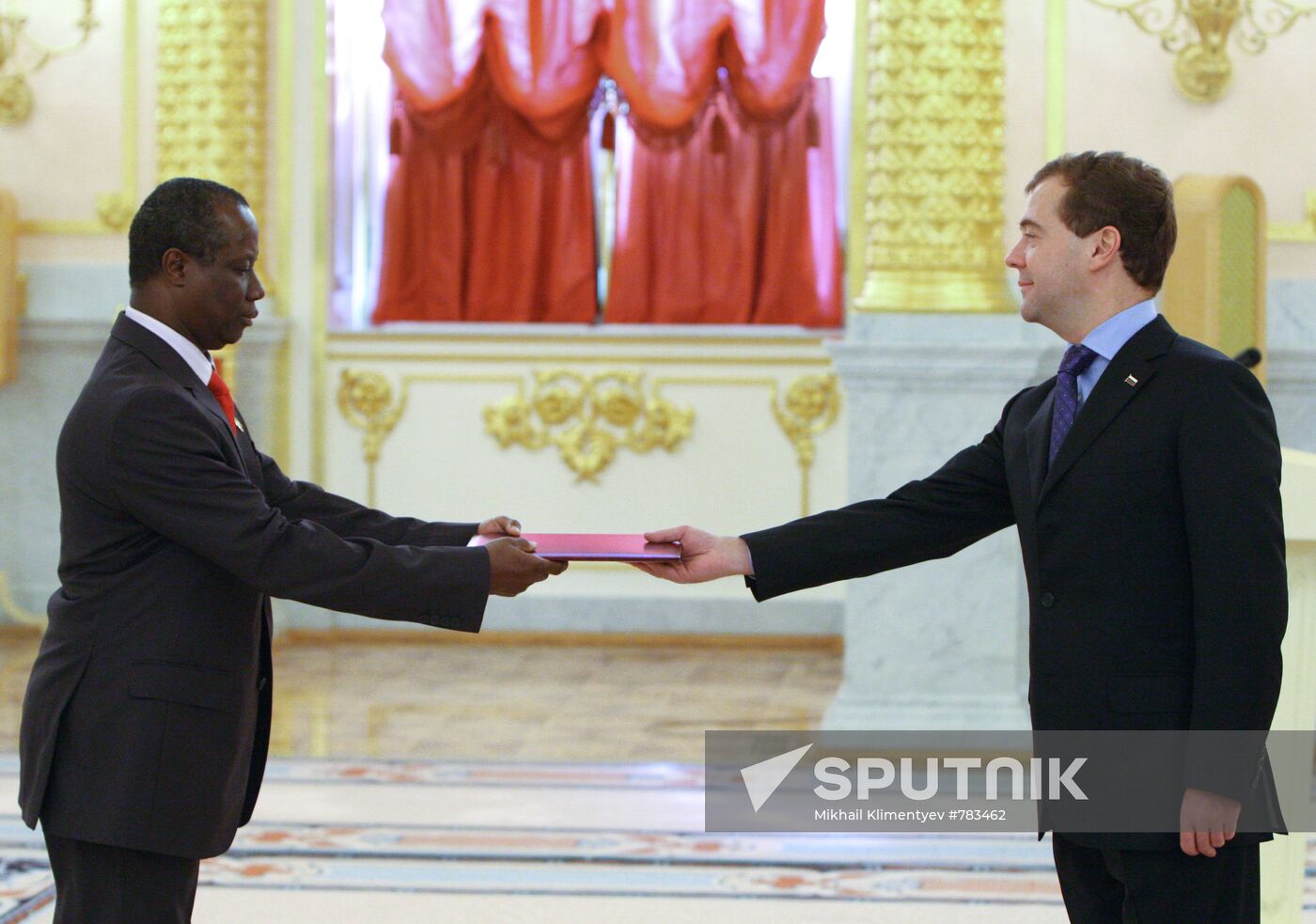 Dmitry Medvedev accepts ambassadors' credentials