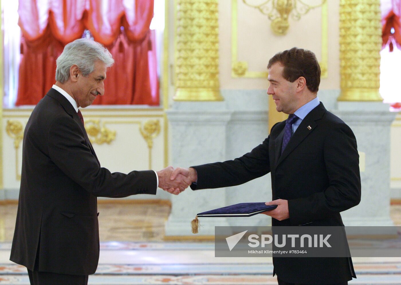 Dmitry Medvedev accepts ambassador credentials