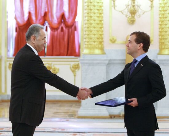 Dmitry Medvedev accepts ambassador credentials