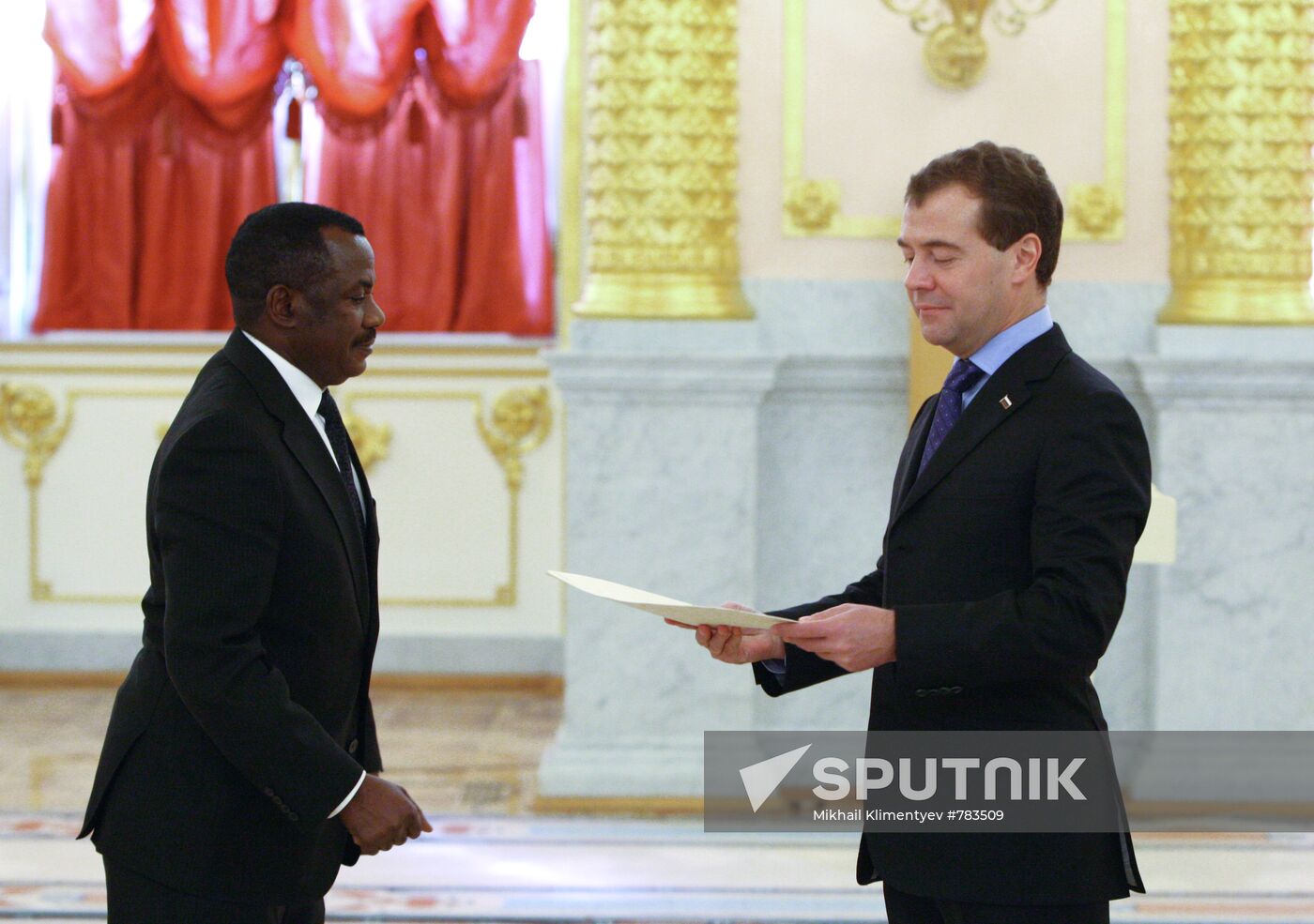 Dmitry Medvedev accepts ambassador credentials