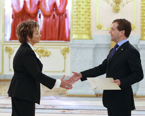 Dmitry Medvedev accepts ambassador credentials