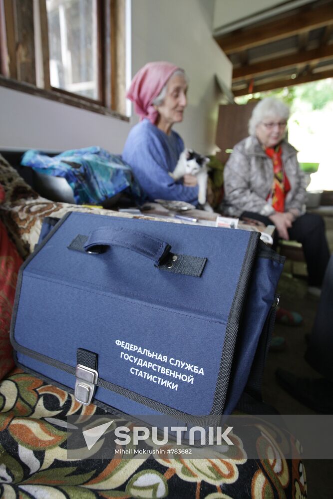 Population census in Semenovka village