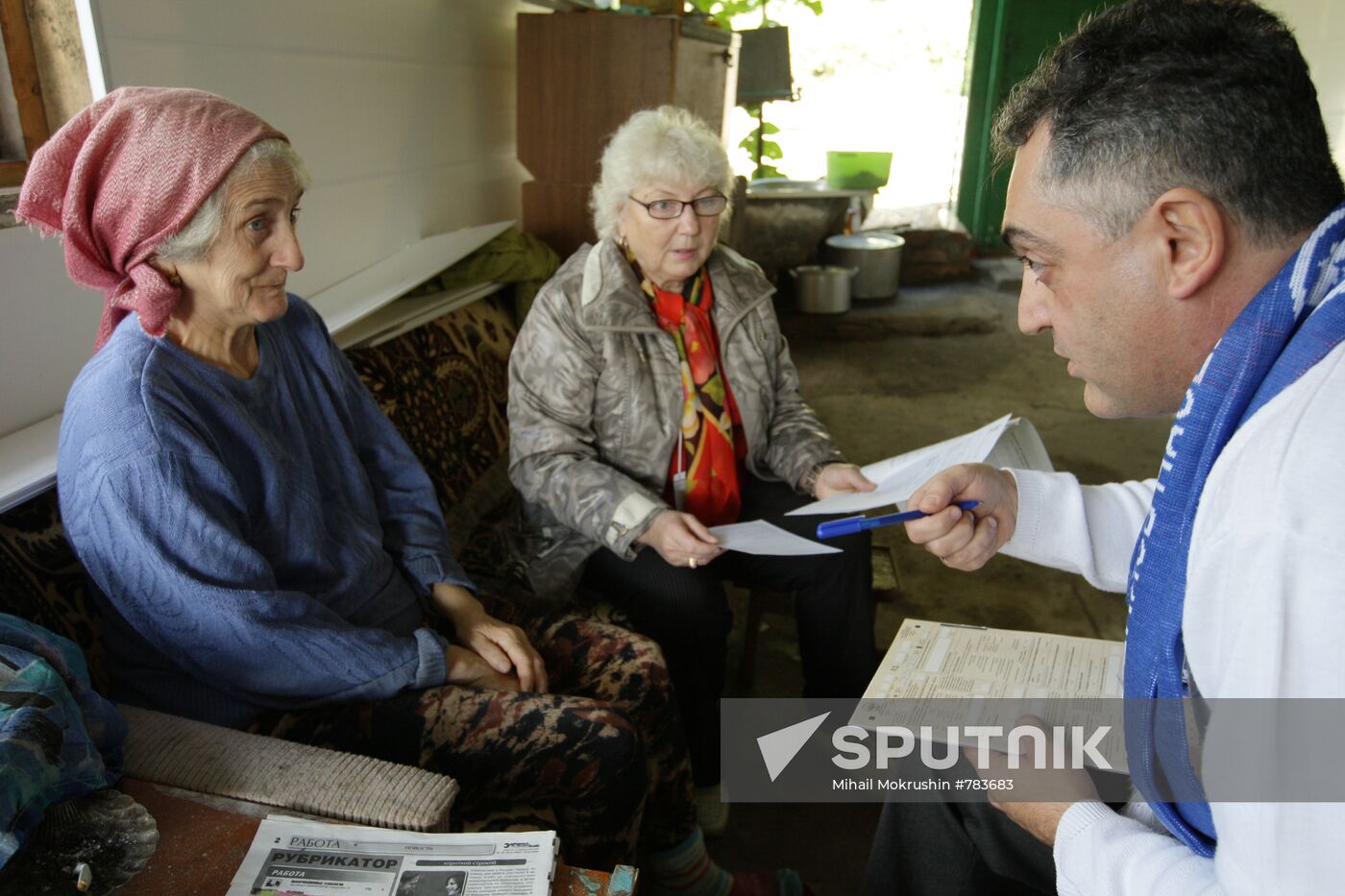 Population census in Semenovka village