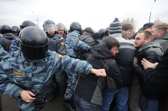 Rally against removal of garages in St. Petersburg