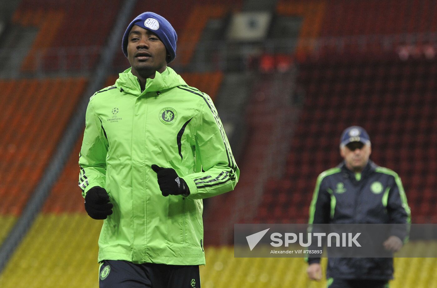 FC Chelsea holds open training session