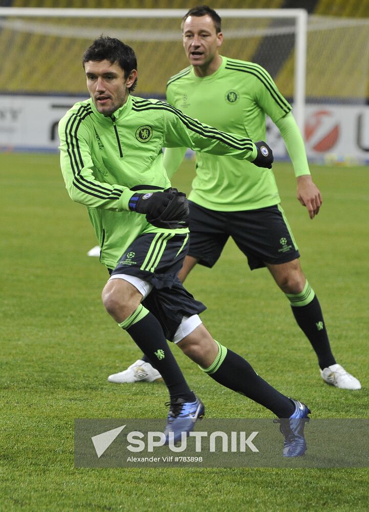 FC Chelsea holds open training session