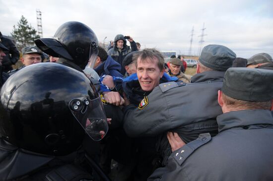 Rally against removal of garages in St. Petersburg
