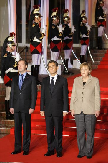 Leaders of Russia, France and Germany hold meeting