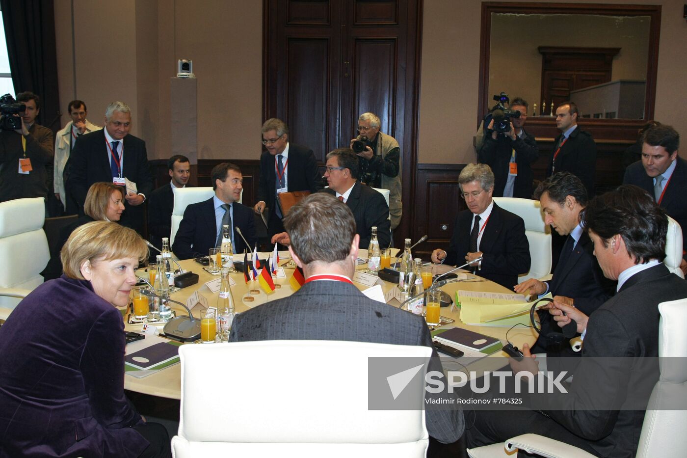 Leaders of Russia, France and Germany hold meeting