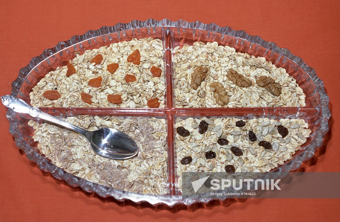 Food dish against aging