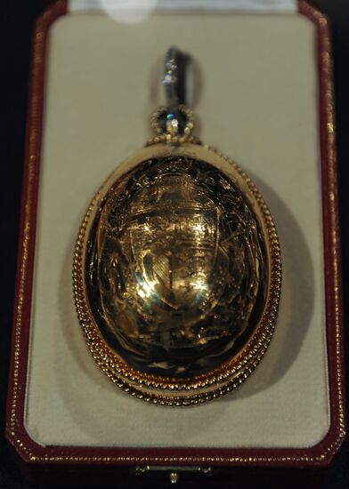 Toilet case from jewelry collection owned by Duchess of Windsor