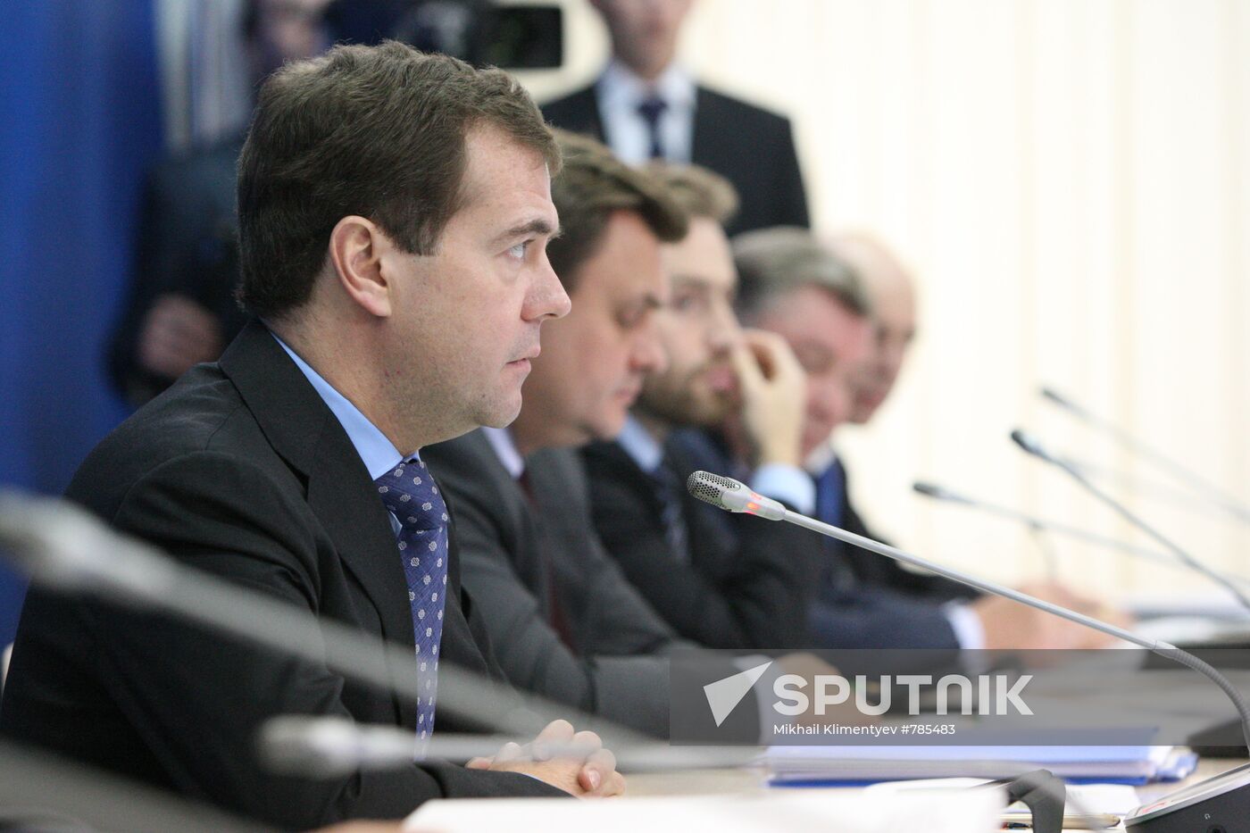 Dmitry Medvedev tours Central Federal District