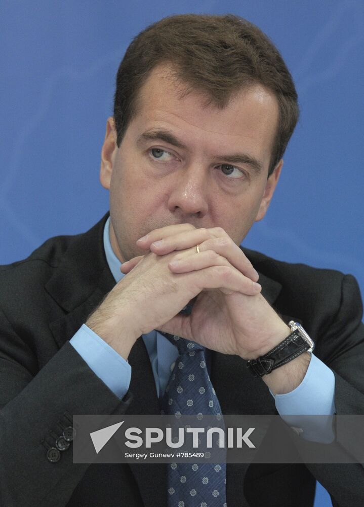 Dmitry Medvedev tours Central Federal District