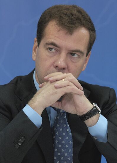 Dmitry Medvedev tours Central Federal District