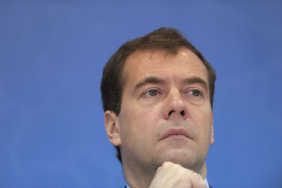 Dmitry Medvedev tours Central Federal District