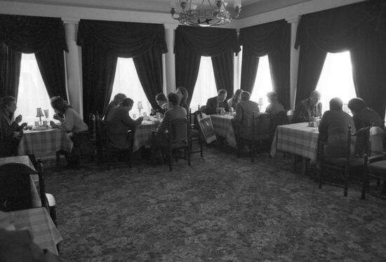 36 Kropotkinskaya Cafe in Moscow