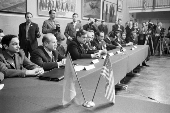News conference of cosmonauts