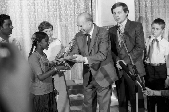 Soviet Ambassador to India Vasily Rykov and Pravina from India