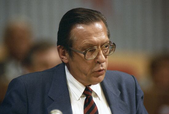 Leonid Abalkin