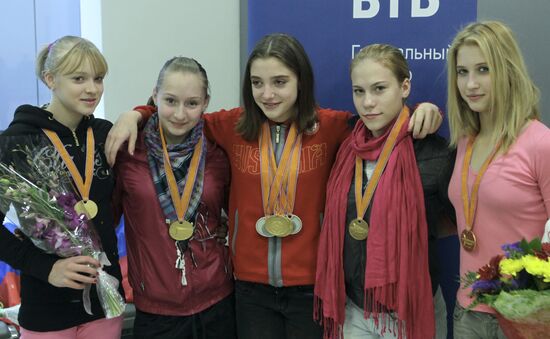 Russian national gymnastics team returns from world championship