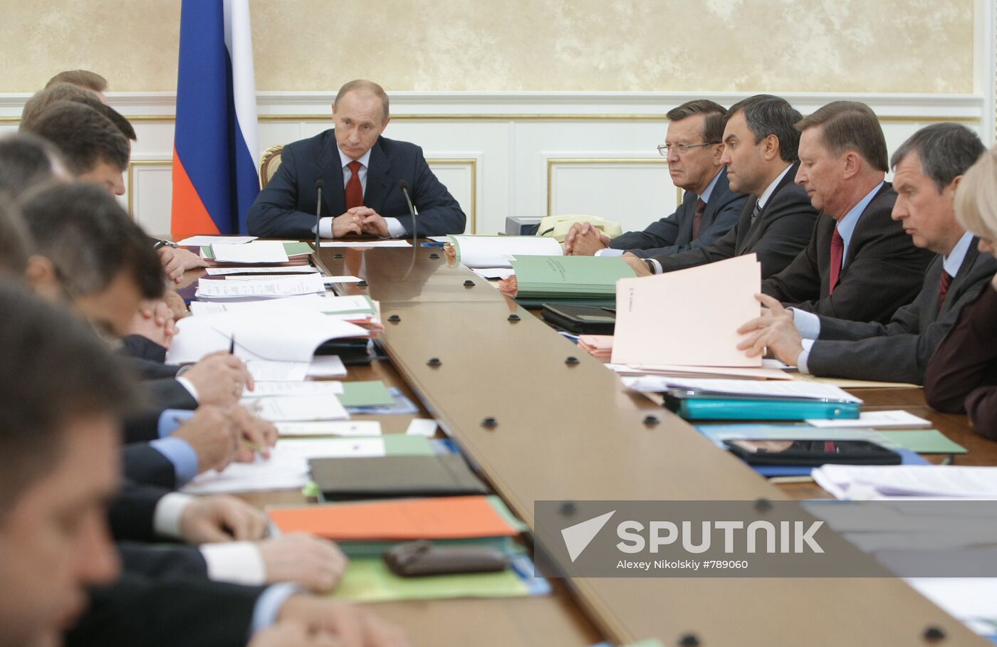 Vladimir Putin conducts Inner Cabinet meeting