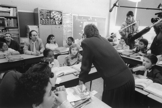 Soviet schoolgirl Katya Lycheva travels to the USA
