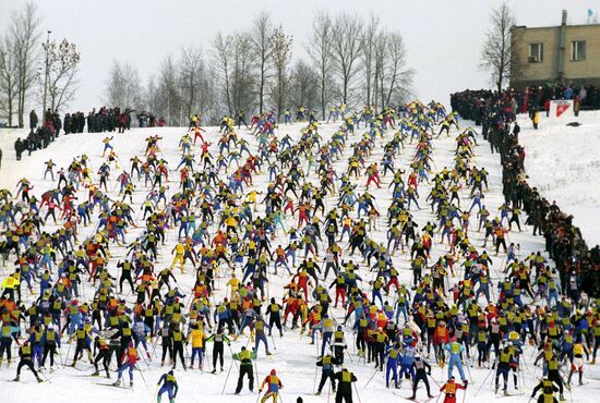 Participants of 2003 Moscow Ski Track competition
