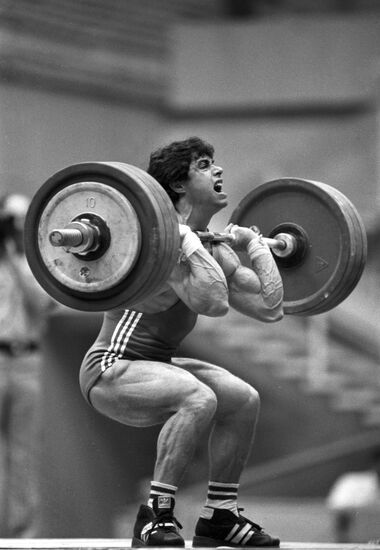 Weight lifter Georgi Petrikov