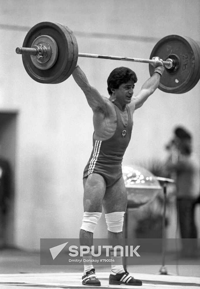 Armenian weight lifter Yurik Sarkisyan