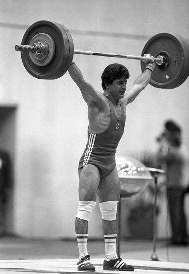 Armenian weight lifter Yurik Sarkisyan