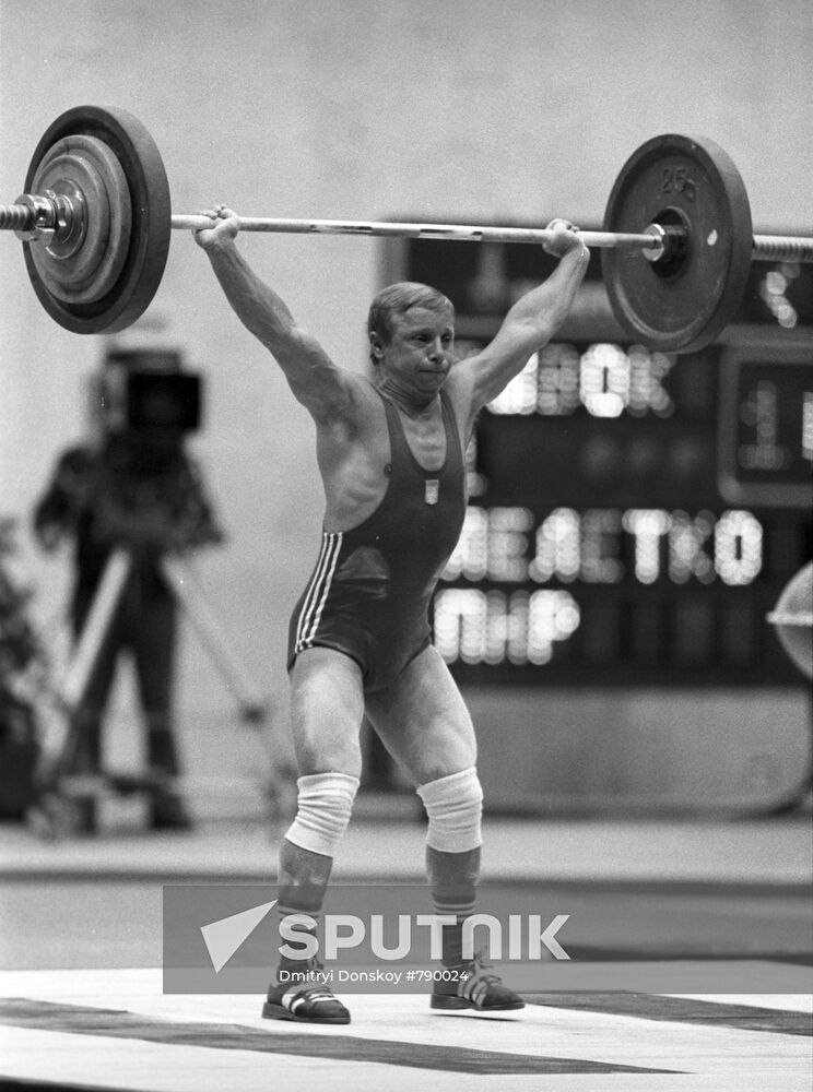 Weightlifter Stefan Leletko from Poland