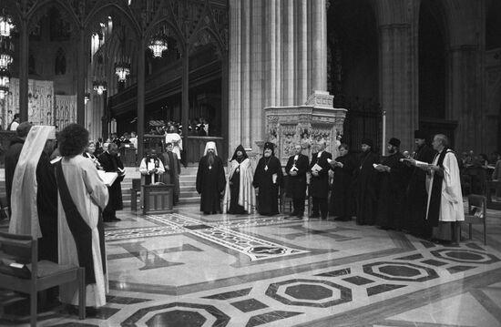 Soviet-American religious service