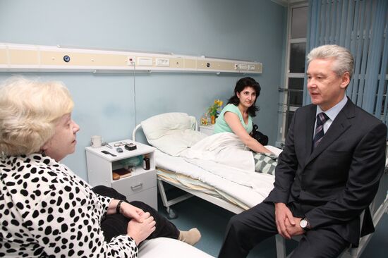 Moscow's Mayor holds meeting