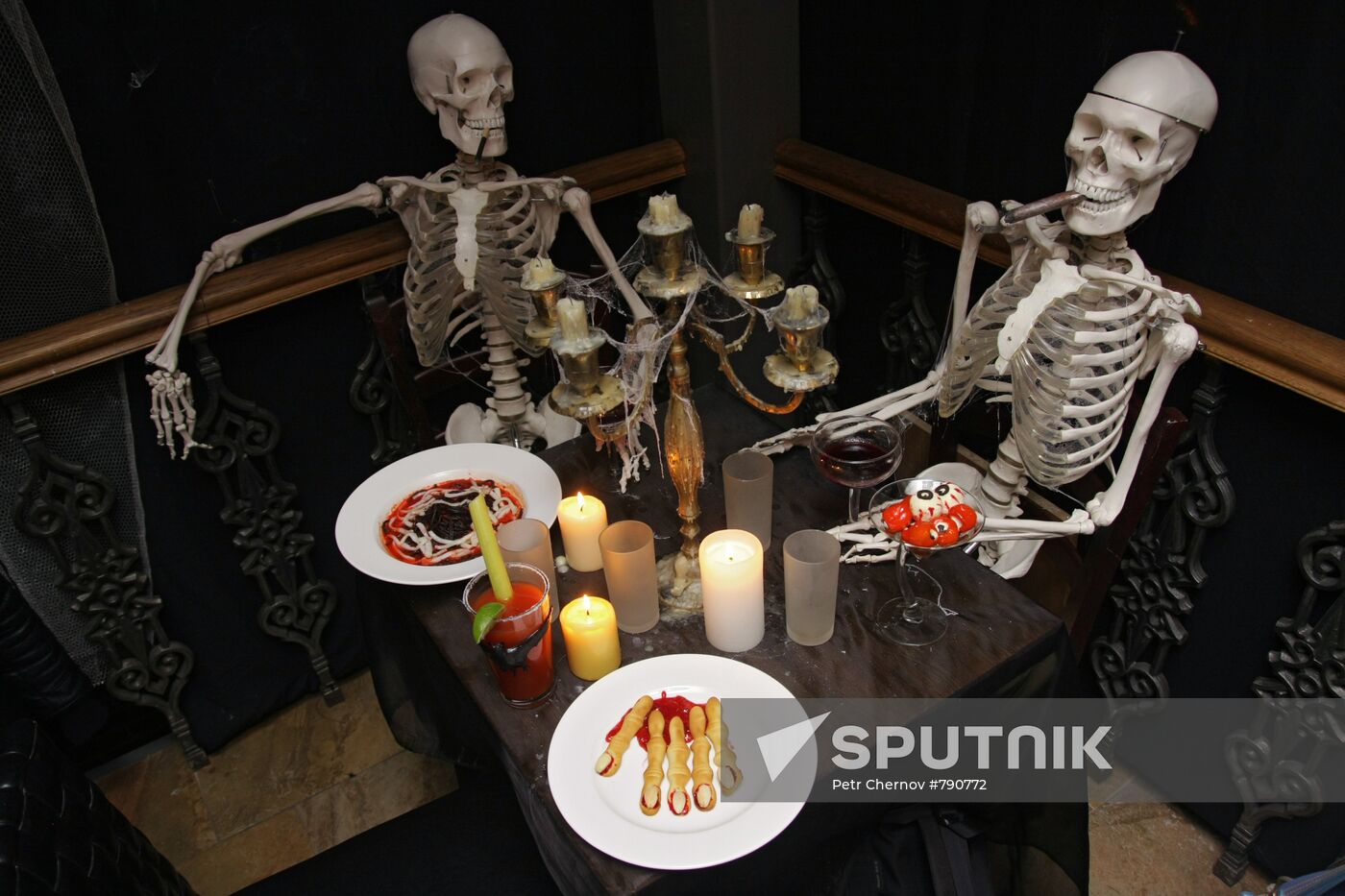 Halloween specials at a Moscow restaurant