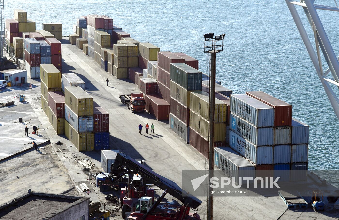 Container cargo terminal