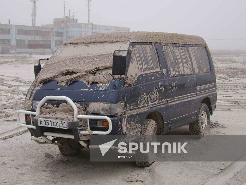 Volcanic ash drop-out on Ust-Kamchatsky Village