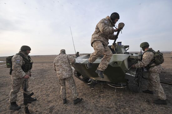 CSTO holds Interaction-2010 drills at Chebarkul training field