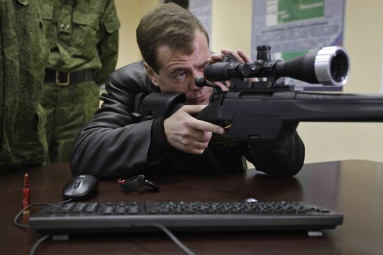 Dmitry Medvedev visits sniper training school