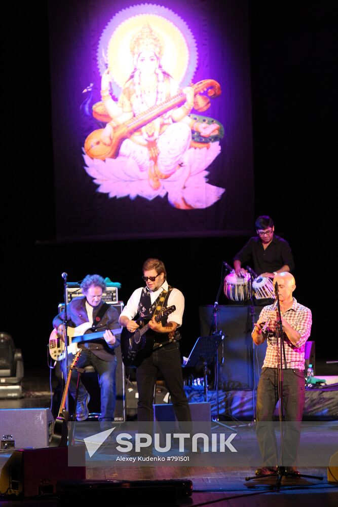 Concert of Aquarium band with their new program "Red River"