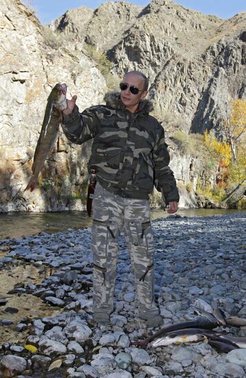 V. Putin on expedition to Ubsunur Hollow Biosphere Preserve
