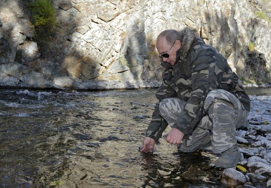 V. Putin on expedition to Ubsunur Hollow Biosphere Preserve