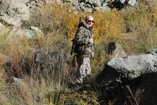 V. Putin on expedition to Ubsunur Hollow Biosphere Preserve