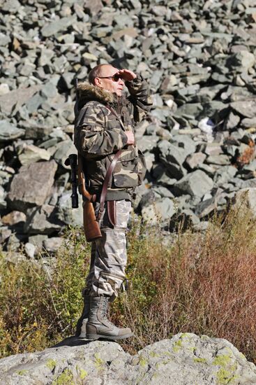 V. Putin on expedition to Ubsunur Hollow Biosphere Preserve