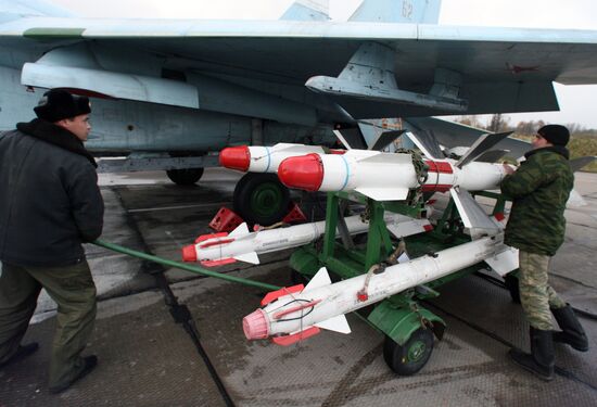 Su-27 equipped with operational missiles