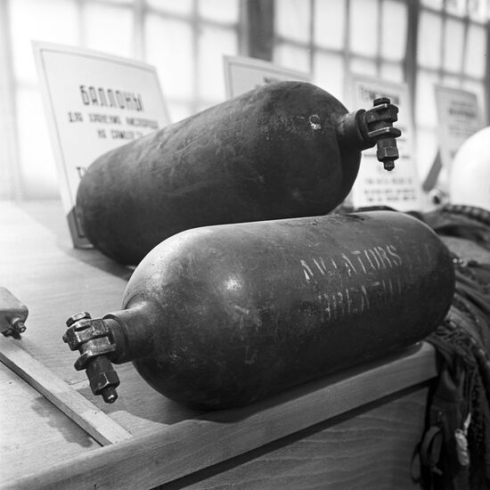 Oxygen bottles from U2 shot down