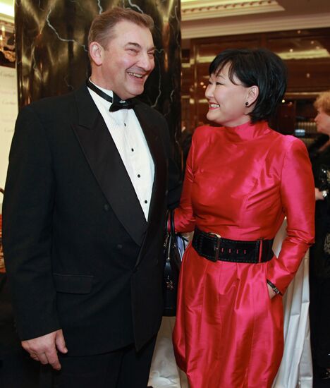 Vladislav Tretyak, Alexandra Burataeva
