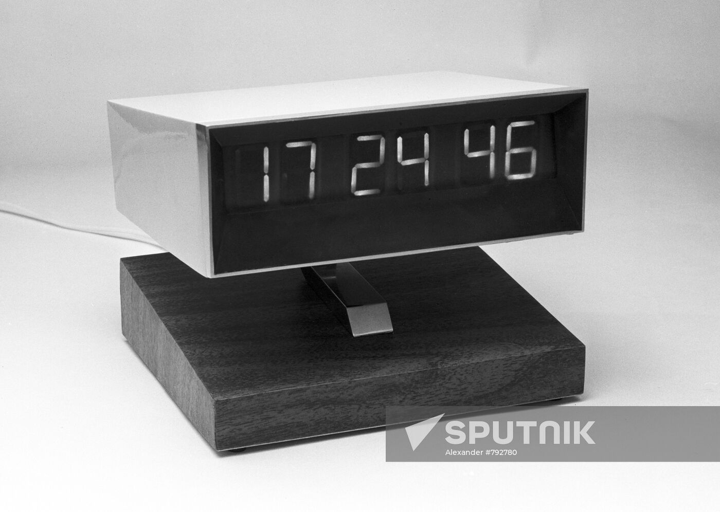 Prima quarts digital clock