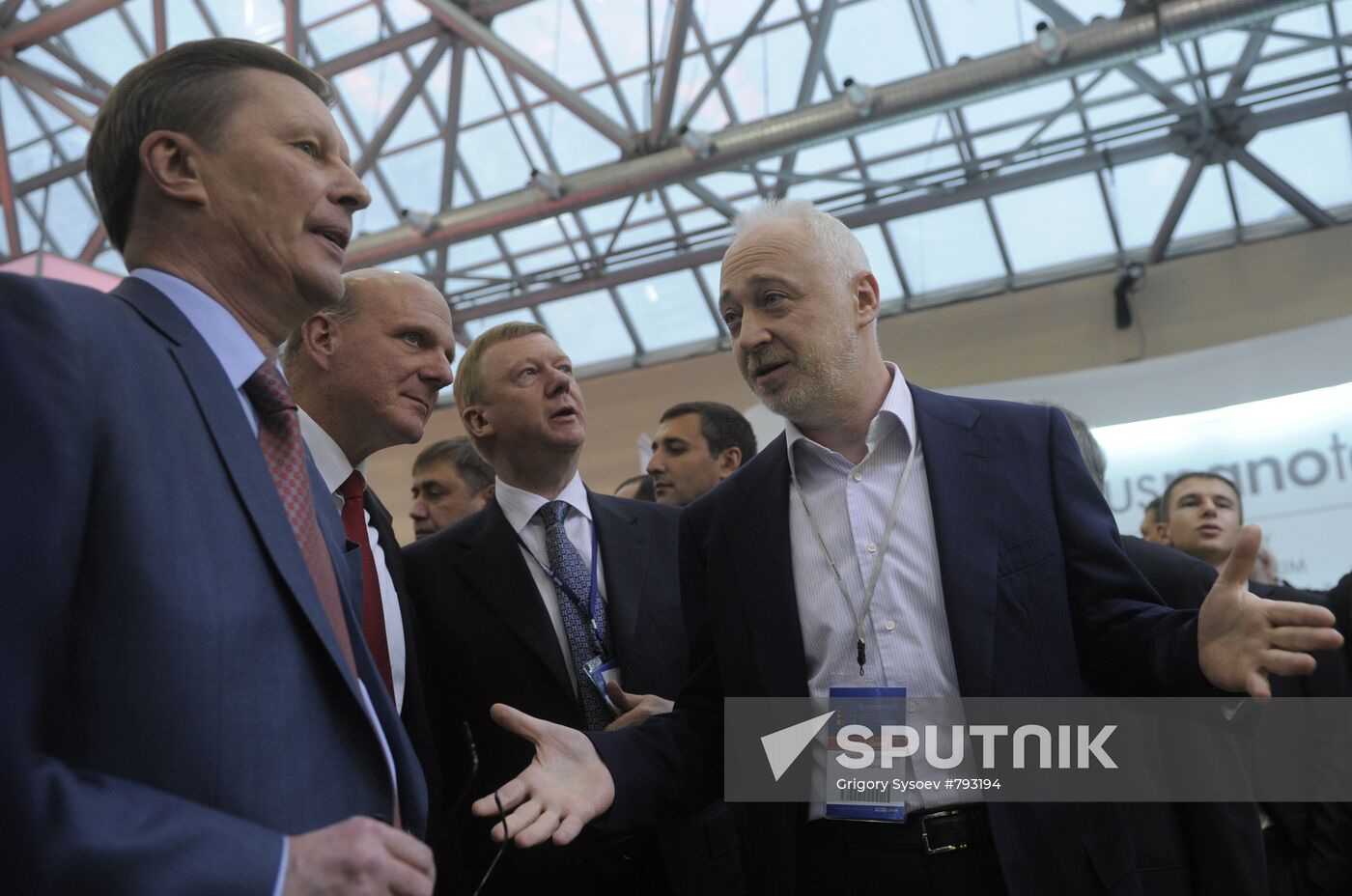 Sergei Ivanov, Steve Ballmer, Anatoly Chubais and Leonid Melamed