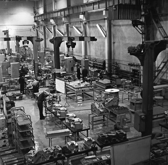 Jig-boring machine shop floor